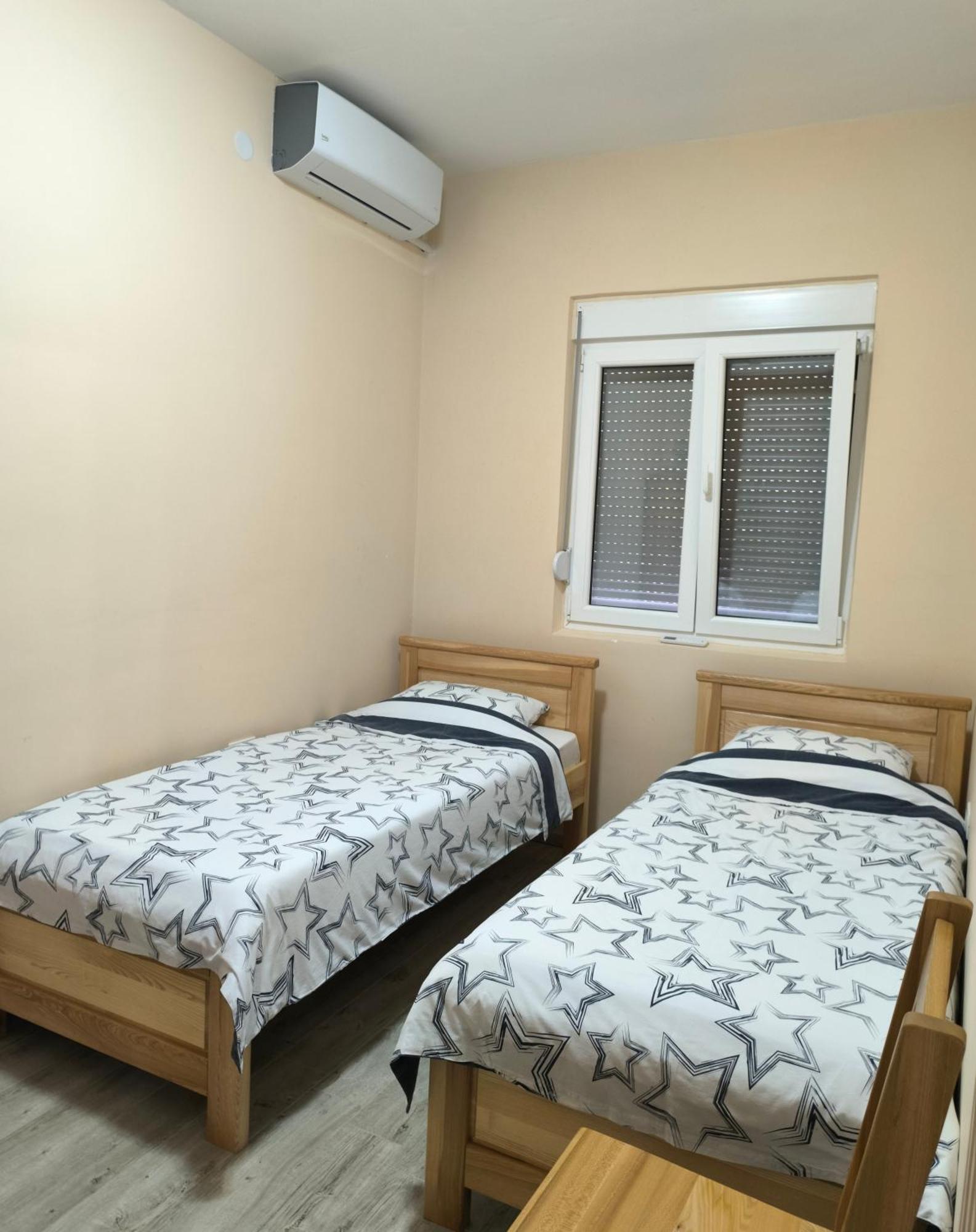 Liprosh Apartment Virpazar Exterior photo